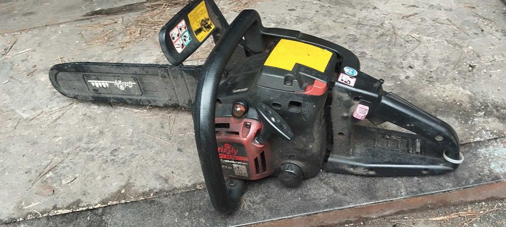 Grizzly piła łańcuchowa spalinowa pilarka