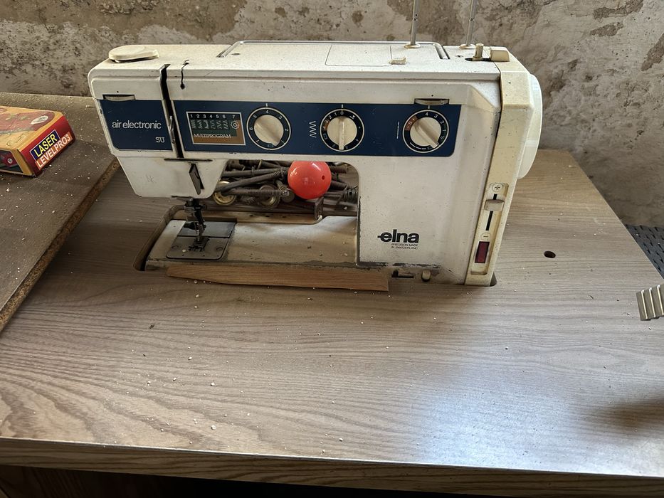Maquina costura elna