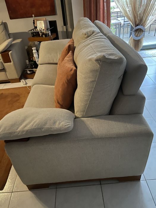 Conjunto de tres sofas