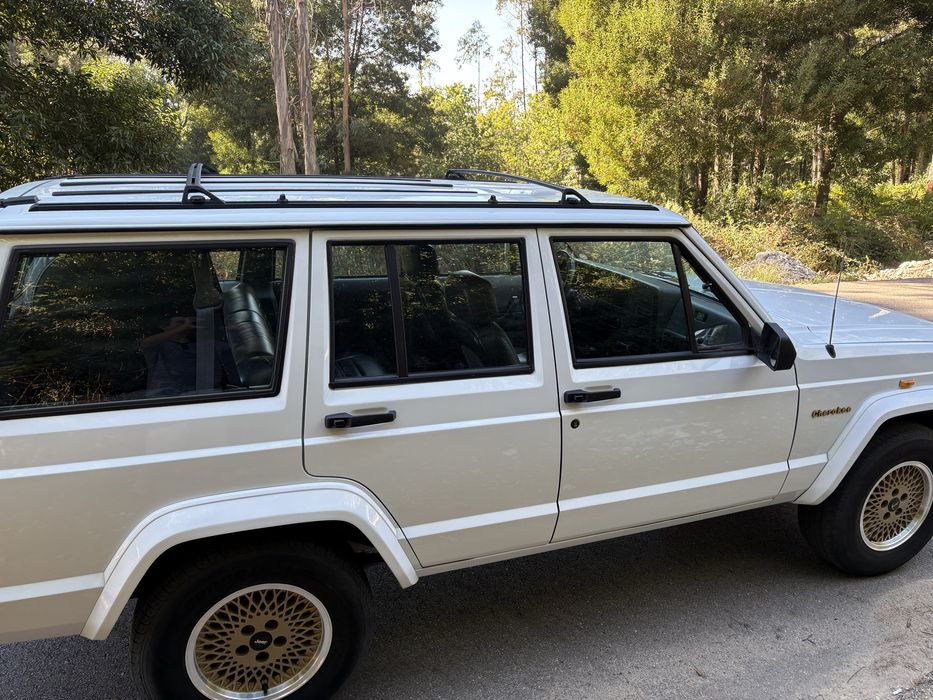 Vendo jeep cherokee XJ  4.0 — photo 2