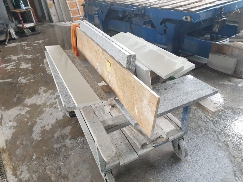 Parapety Granitowe schody