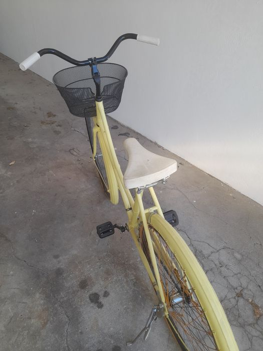 Bicicleta pasteleira yeye, de 1956