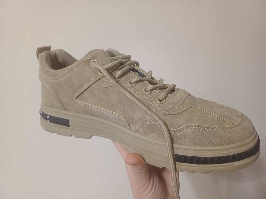 Чоловічі  кросівки