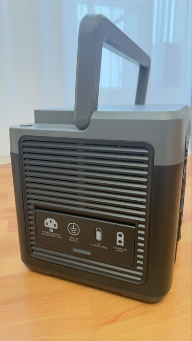 Зарядна станція Oukitel P1000E Plus 1800 Вт / 1024 Вт