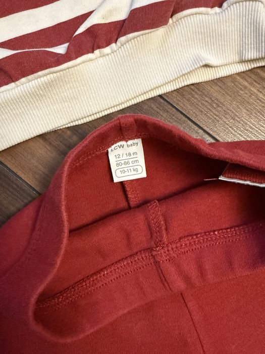 Дівчачий костюм із рюшами