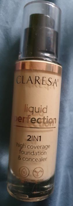 Claresa Liquid Perfection 102  Warm Medium