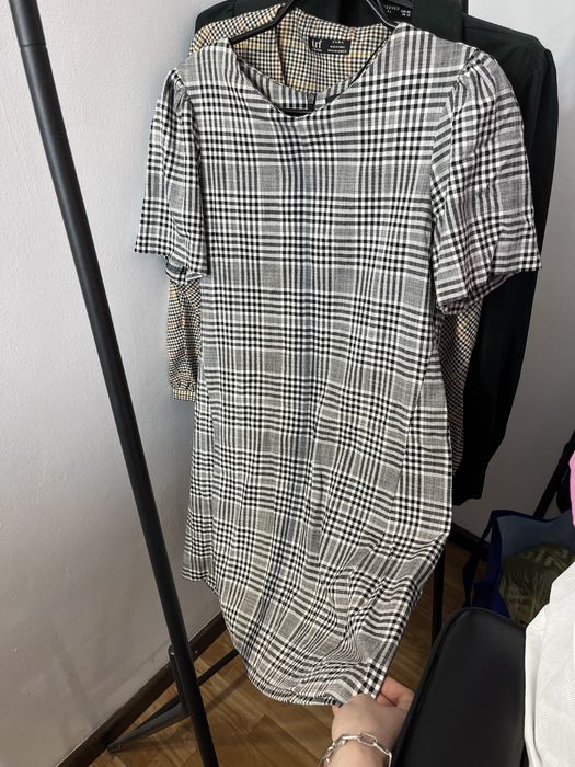 Коротка сукня zara