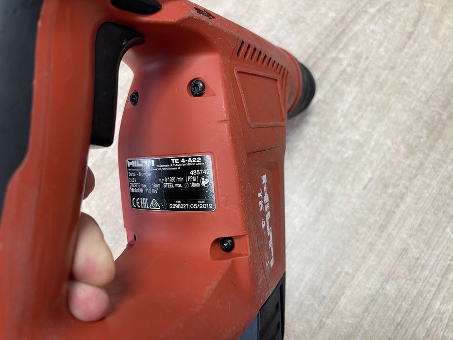 Hilti TE 4-A22  / перфоратор Хілті