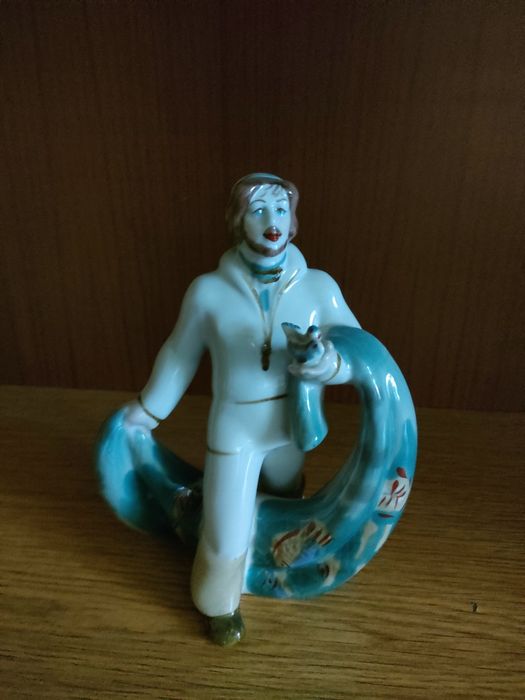 Rybak z siecią Płonne porcelana