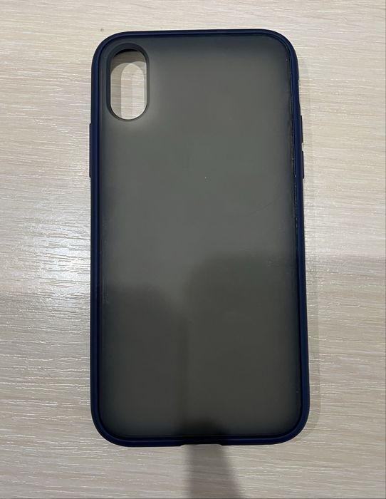 Продам чехол на iphone xs