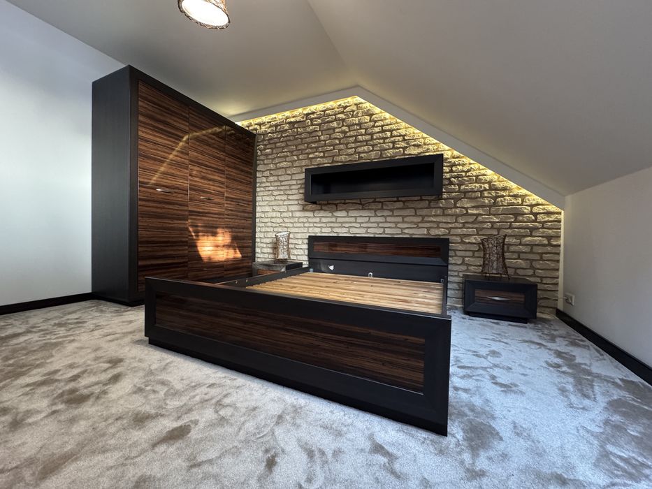 Zestaw mebli do sypialni + lampy