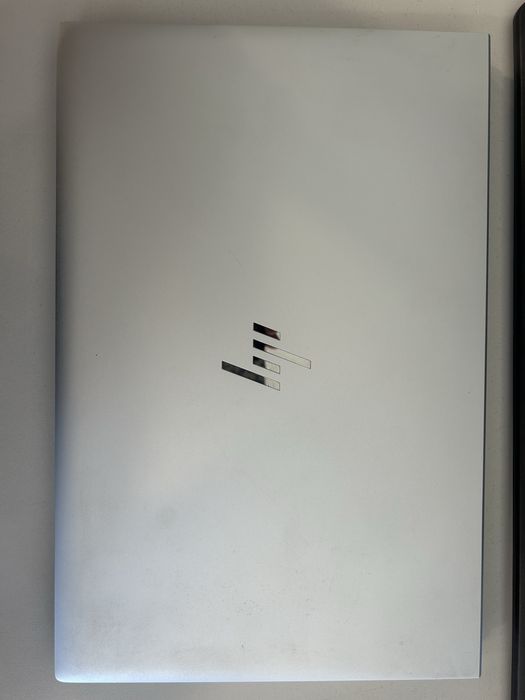 HP EliteBook 840 G8 i7 – 14” – Windows 11 – Excelente Estado