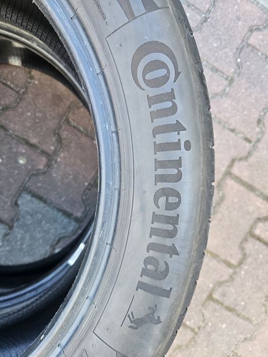 Opony Letnie Continental 215.50.18 92V