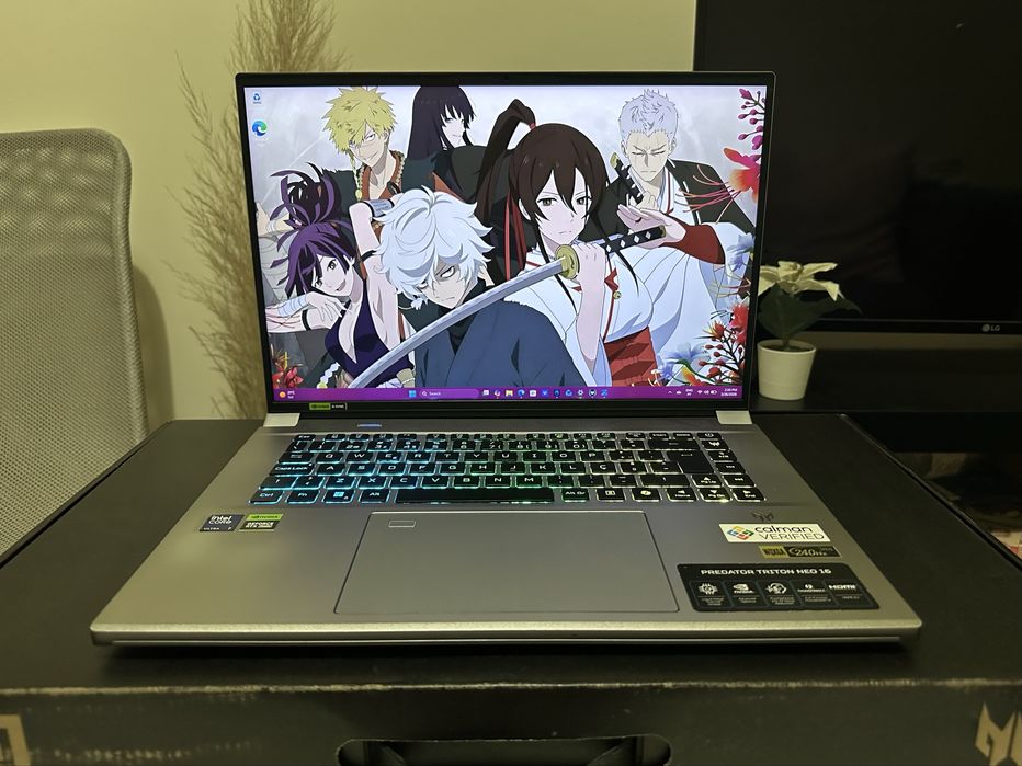 Portátil Gaming Acer Predator | RTX 4060 |  Ultra 7 155H | 240Hz |