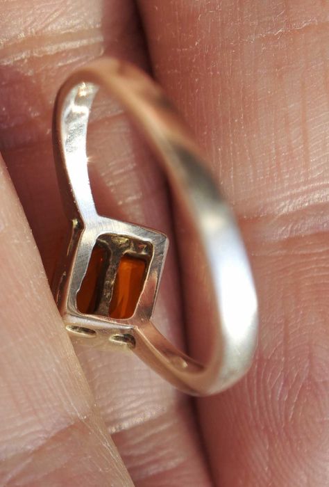 Minimalistyczny pierścionek srebro 925 geometryczne pomarańczowe oczko