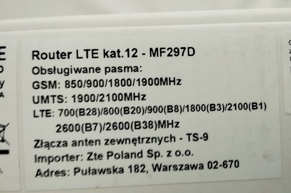 Router MF297D, na kartę SIM, 4G LTE, cat. 12 z dodatkową anteną.