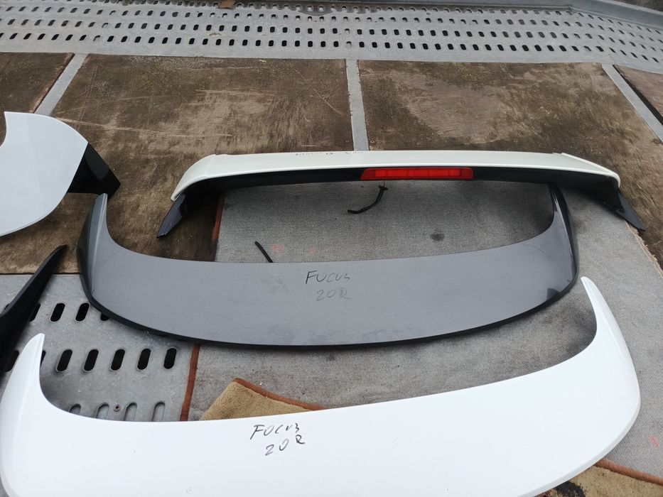 Spoiler daszek Ford Focus MK4 Mustang E Mach Ceed  III Qashqai j11