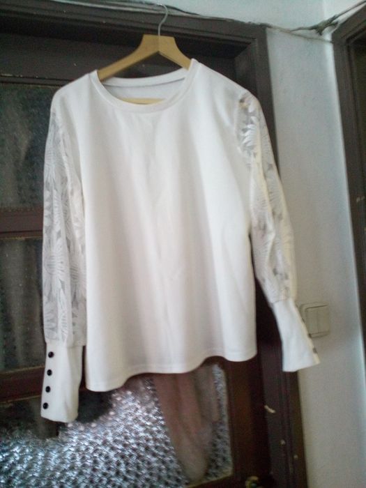 Camisola linda e nova.