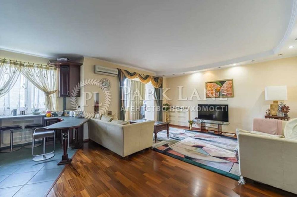 Центр Арсенальна євроремонт Мазепи Івана Січневого Повстання 12а