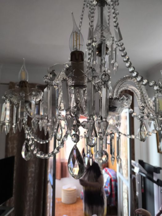 Candeeiro de teto em cristal – clássico, completo e em ótimo estado