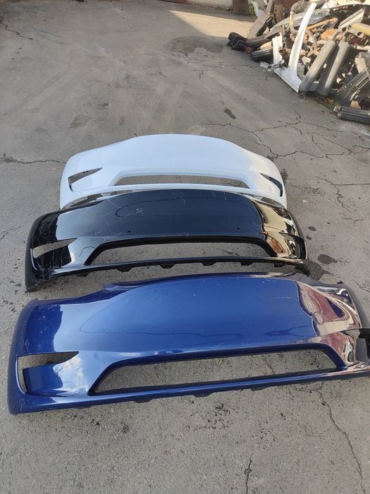 Бампер передній голий Tesla Model Y 2020-2023