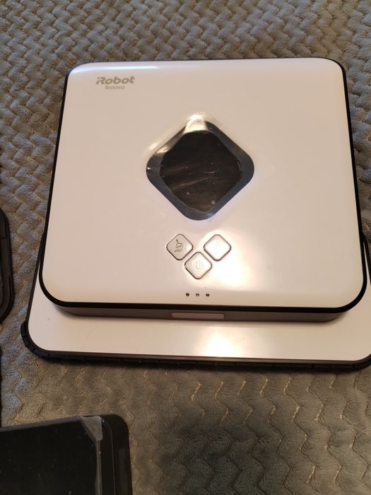 iRobot Roomba Braava 390T, mopująca, myje i zamiata