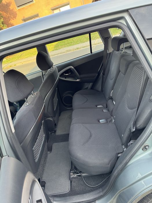 Sprzedam TOYOTA RAV4 2007 r