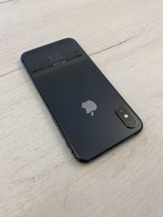Iphone Xs black czarny smartfon telefon