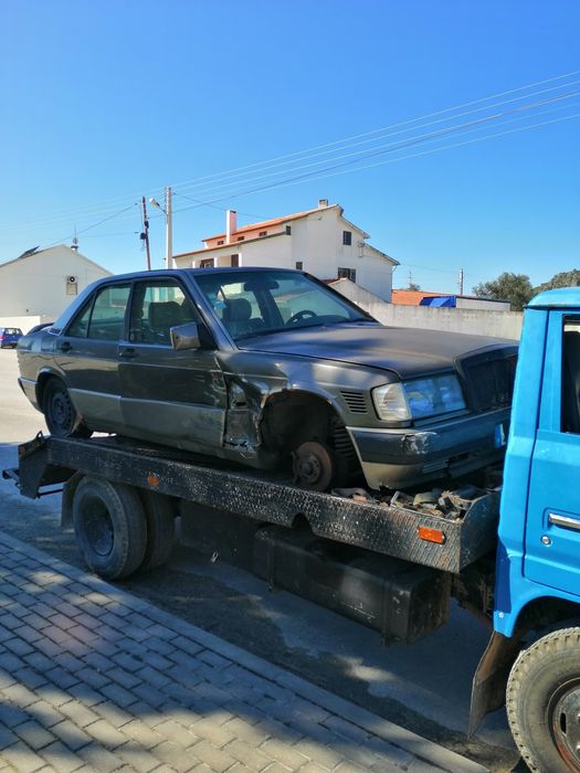 Mercedes 190D 2.0 diesel W201 ano 1994 para peças boa mecânica