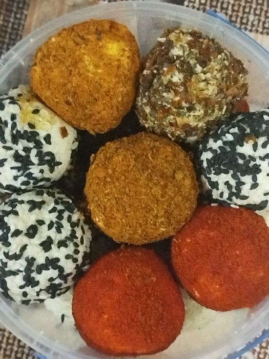 Сирні кульки Лабне.