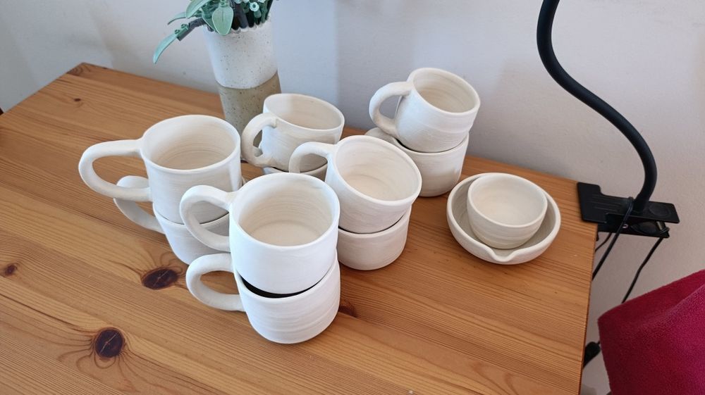 Ręcznie robiony kubek ceramiczny