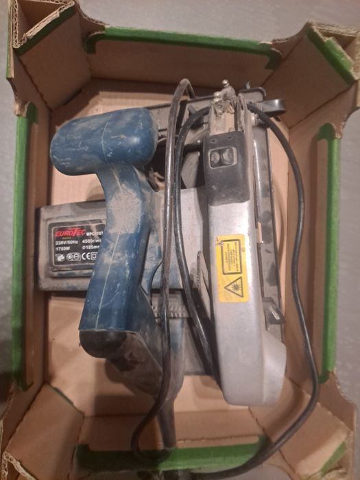 Pila Tarczowa Przecinarka Pilarka Reczna Do Drewna 1750W Tarcza