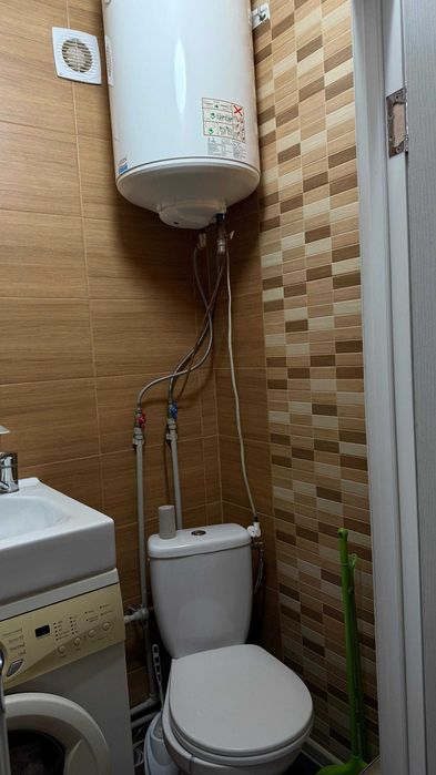 Продам 1к квартиру м Холодная гора. парк Ф. Сафарова.Ремонт.IN