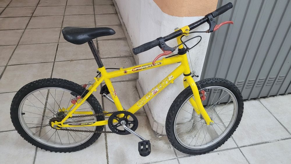Bicicleta de criança para restauro