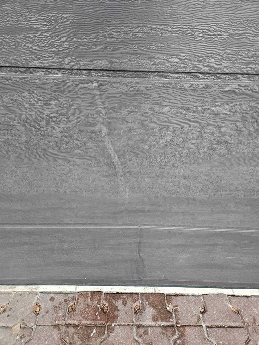 Brama garażowa segmentowa Wiśniowski