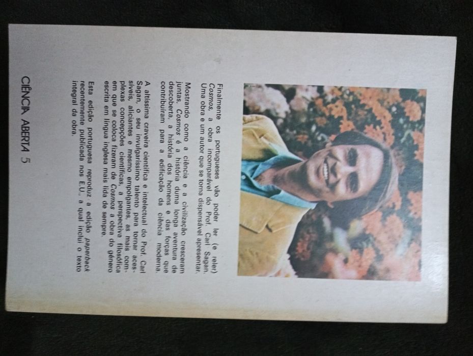 Cosmos -  Carl Sagan  - Editora Gradiva - 1984  - Como novo!!