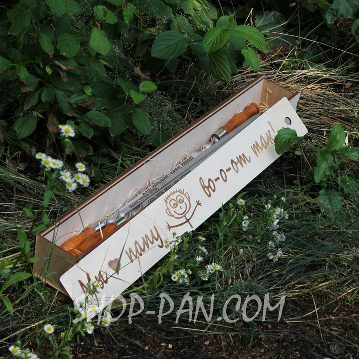 Набор шампуров в деревянной коробке