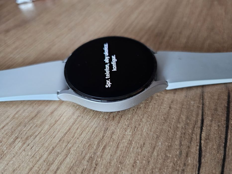 Sprzedam galaxy watch 4  44mm srebrny