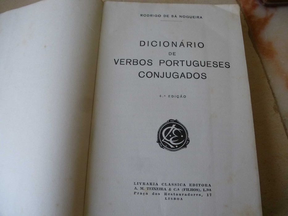 Livros escolares antigos
