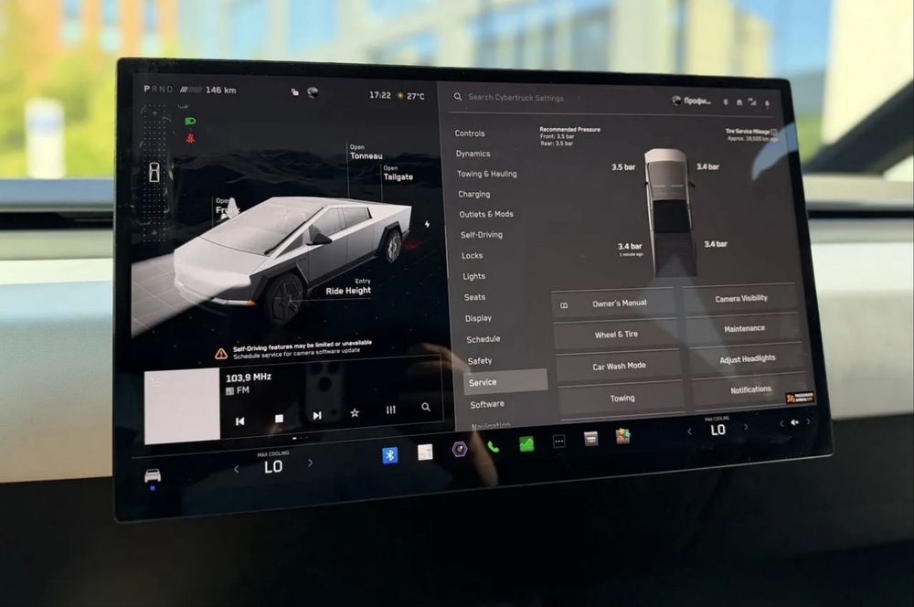Tesla CyberTruck 2024самий дешевший в Україні!
