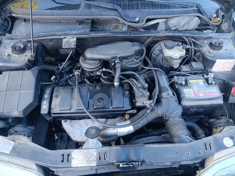 Peugeot 106 1.0 xt foto 5