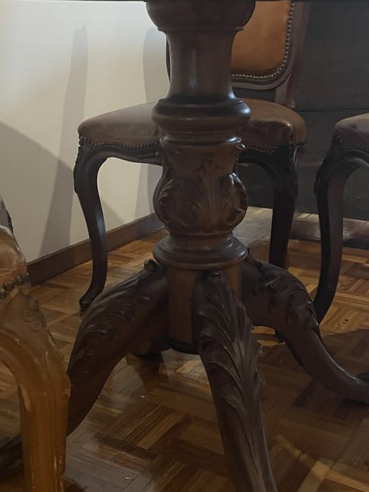 Mesa de jantar redonda extensivel