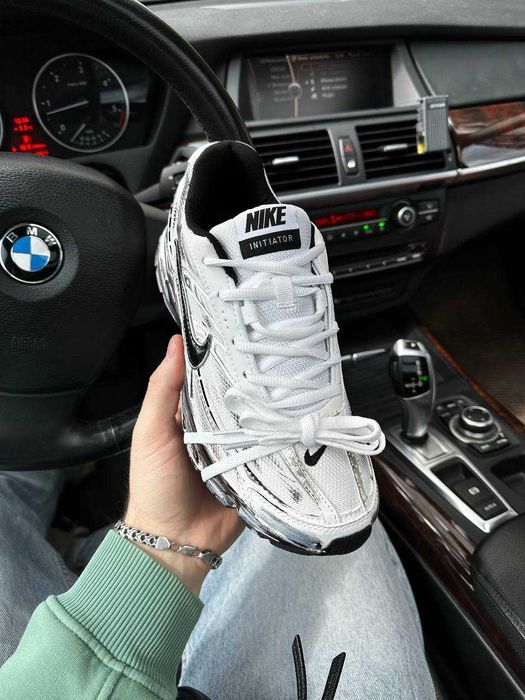 !PREMIUM! Nike Initiator Custom White Black | 37 38 39 40 41 42 43 44 45