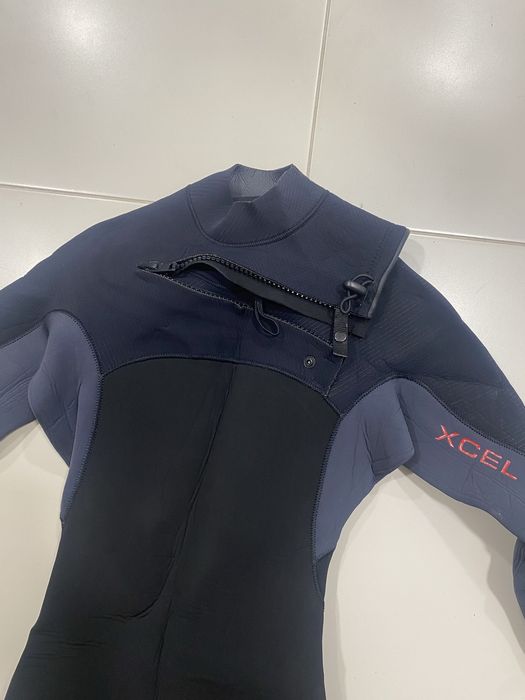 Fato Surf Xcel PHOENIX 4/3MM Black/Graphite/Black