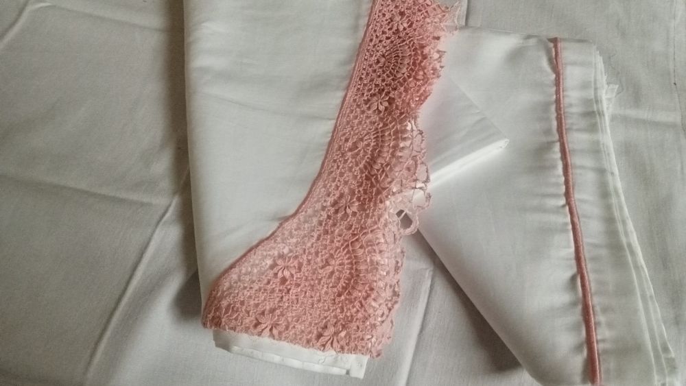 Dois lençóis de grades com renda Bilros tecido conhecido casca de ovo