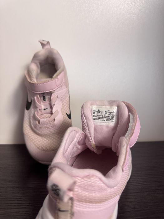 Кроссовки Nike 26 размер