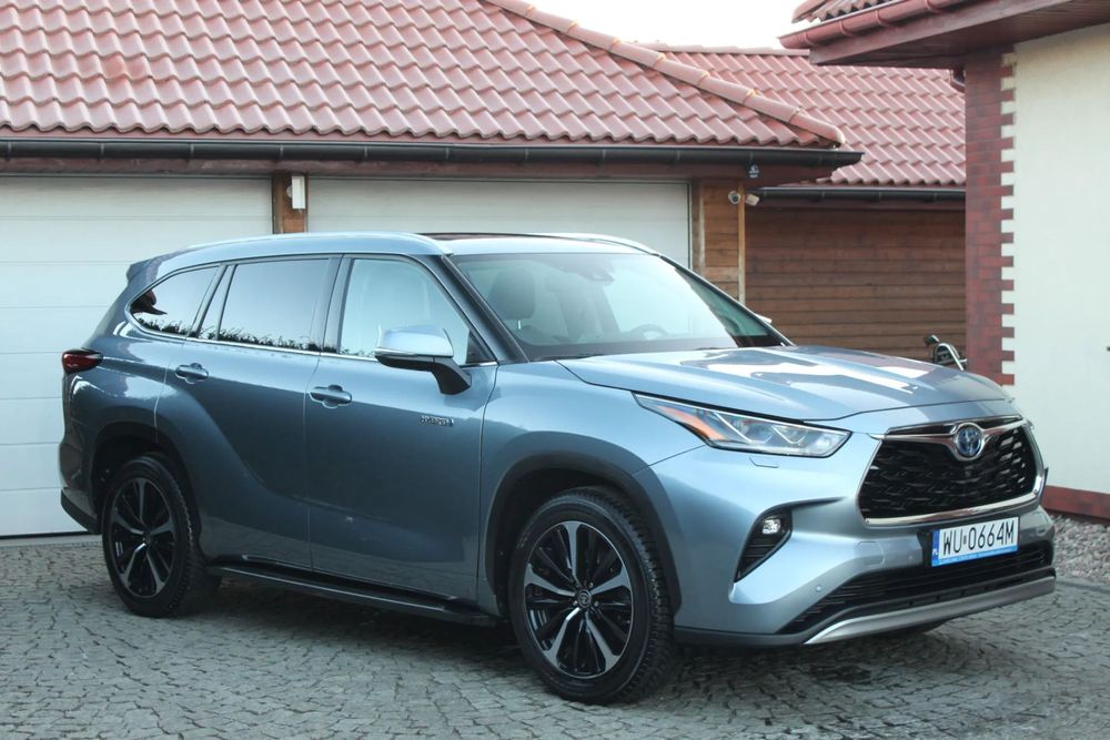 Toyota Highlander Toyota Highlander Executive 2.5 Hybrid AWD | SALONOWA | FAKTURA VAT