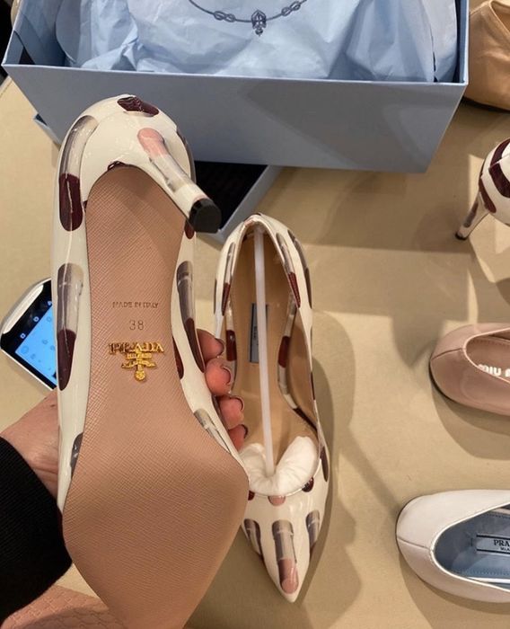 Prada туфли лодочки оригінал