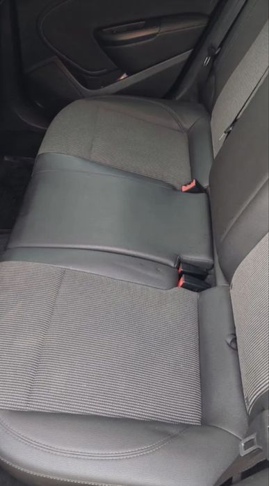 Opel Astra j 2013  1,7 Cosmo