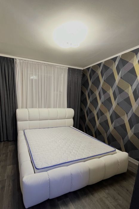 Продам кровать белую